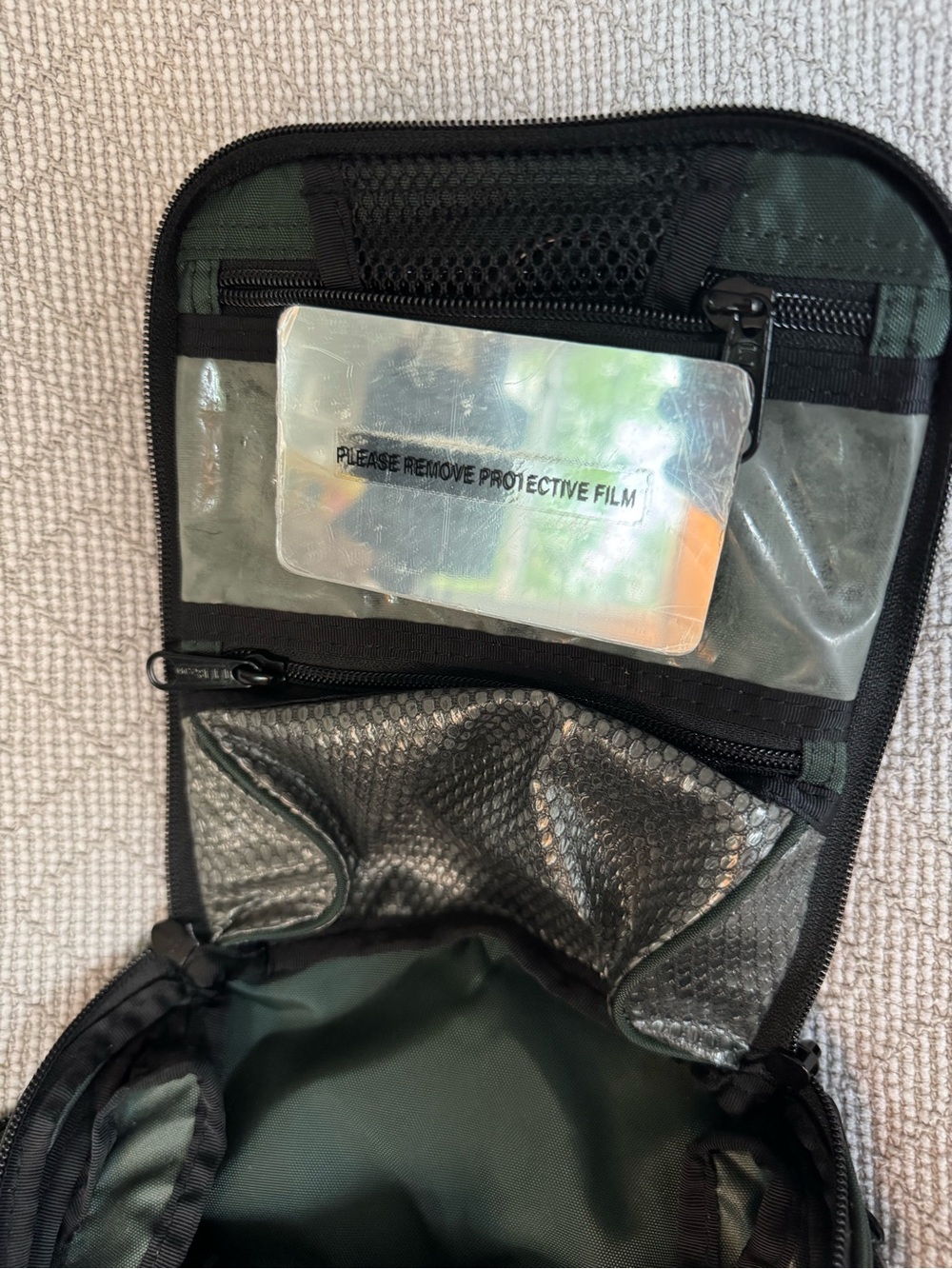 L.L. Bean Dark Green small travel toiletry bag - Picture 5 of 5